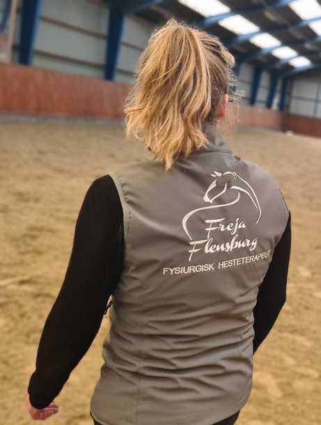 Undervisning Hest Freja Flensburg Hestemassør Hestemassage